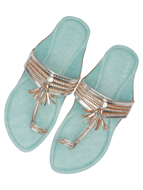 Green Kolhapuri Flat Sandals For Women - Image 2
