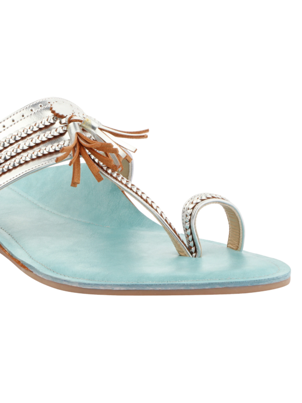 Green Kolhapuri Flat Sandals For Women - Image 4