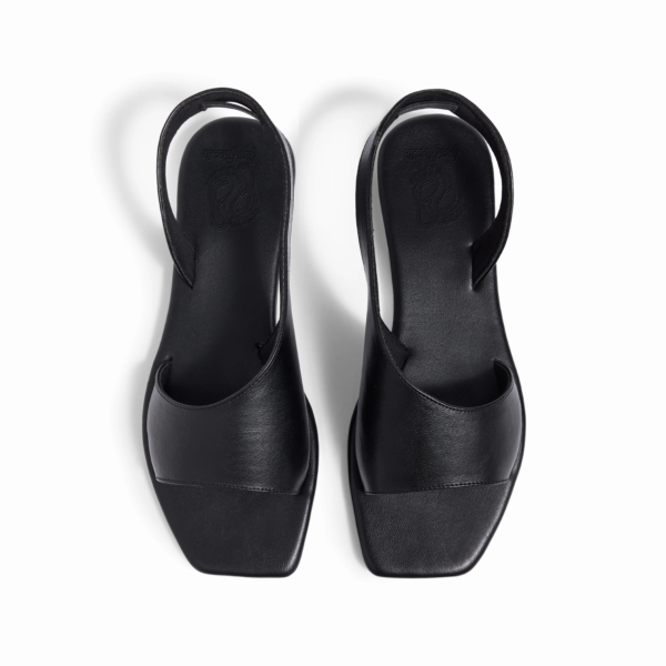 Turin Black Flat Sandals For Women - Image 2