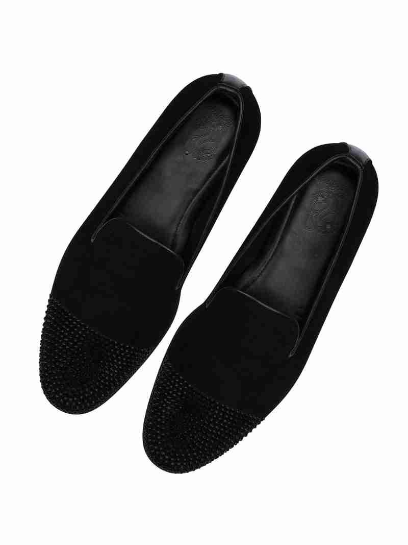 store_01HHP59RRP7NQXHS6JVQ4MJKJ4_assets_1707885102742-Toe-Cap-Crystal-Loafers-2.jpg